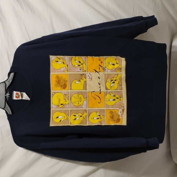 Warner Bros. Tops - Tweety Vintage 1997 Looney Tunes Warner Bros Sweatshirt Sz.M/L